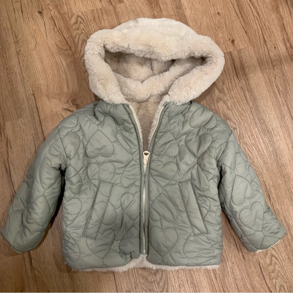 Zara Reversible Quilted Fur Hearts Jacket with Hood - Gray